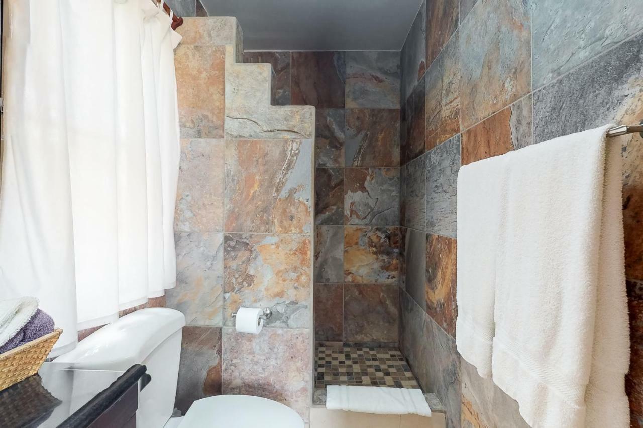 Cabanas @ Latitude Adjustment هوبكنز الغرفة الصورة